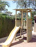 REF 172. Parque infantil. Chalet particular en Elda (Alicante)